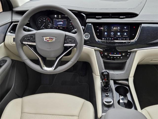 2024 Cadillac XT6 Vehicle Photo in Oklahoma City, OK 73114