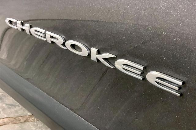 2021 Jeep Cherokee Vehicle Photo in Kansas City, MO 64114