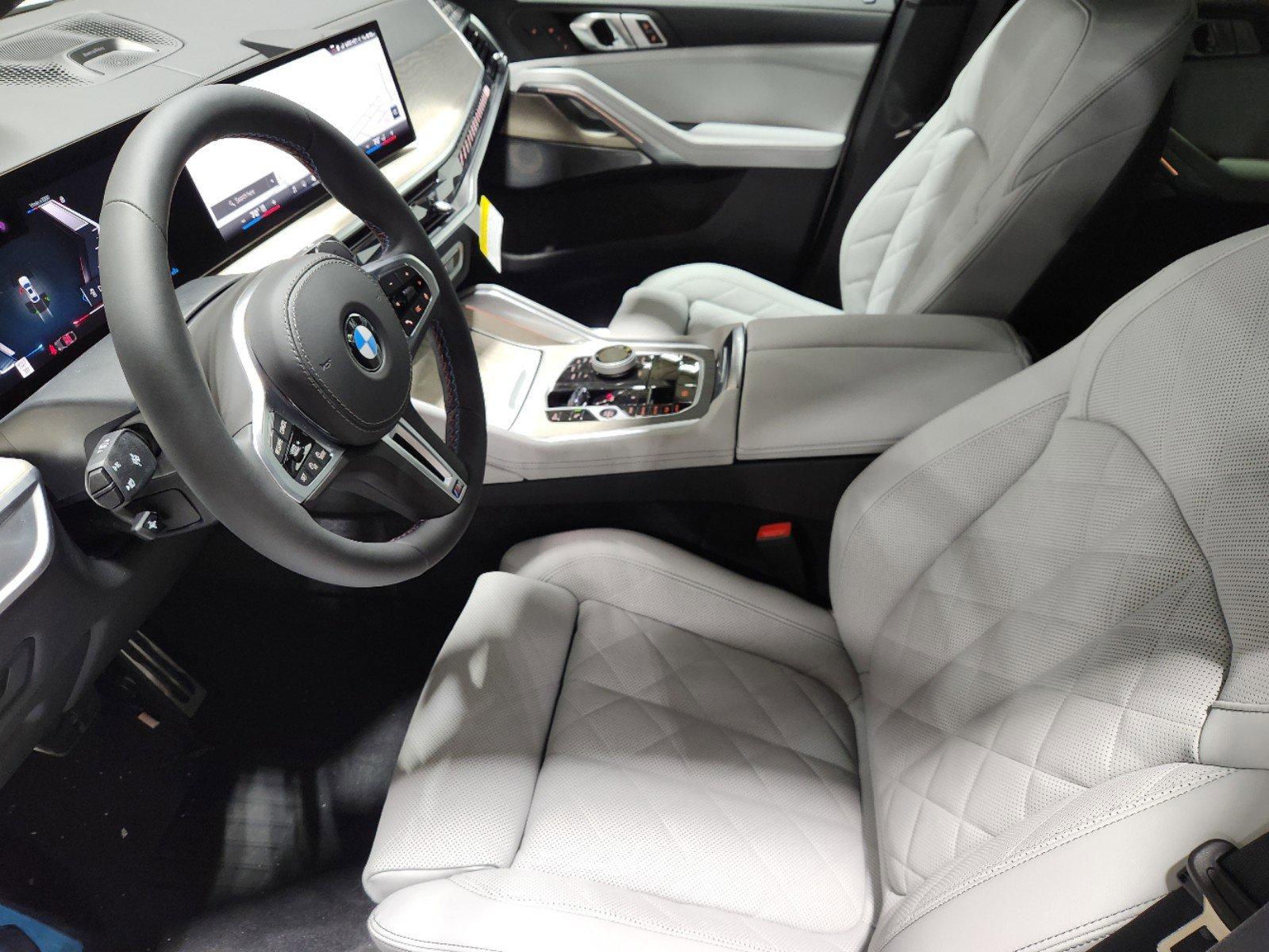 2025 BMW X6 M60i Vehicle Photo in GRAPEVINE, TX 76051