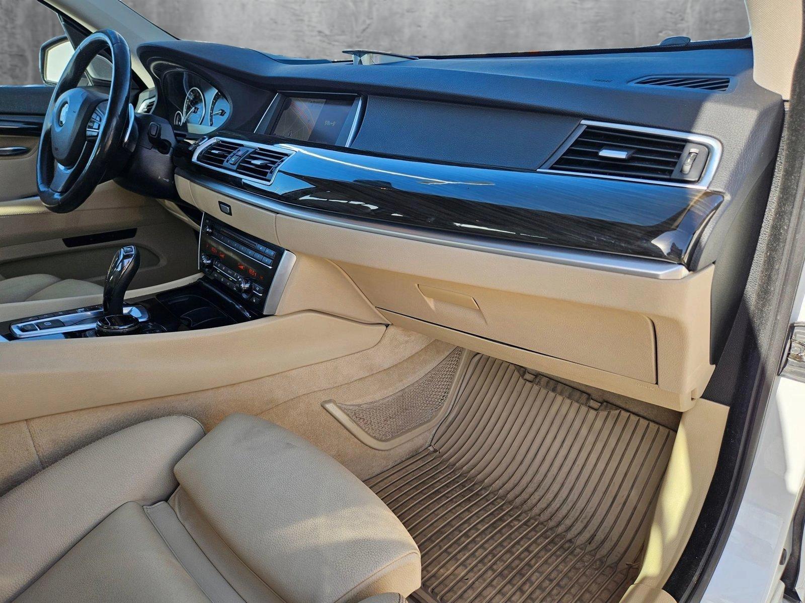 2016 BMW 550i xDrive Gran Turismo Vehicle Photo in Austin, TX 78728