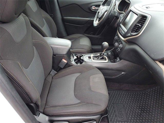 2017 Jeep Cherokee Vehicle Photo in MILFORD, OH 45150-1684