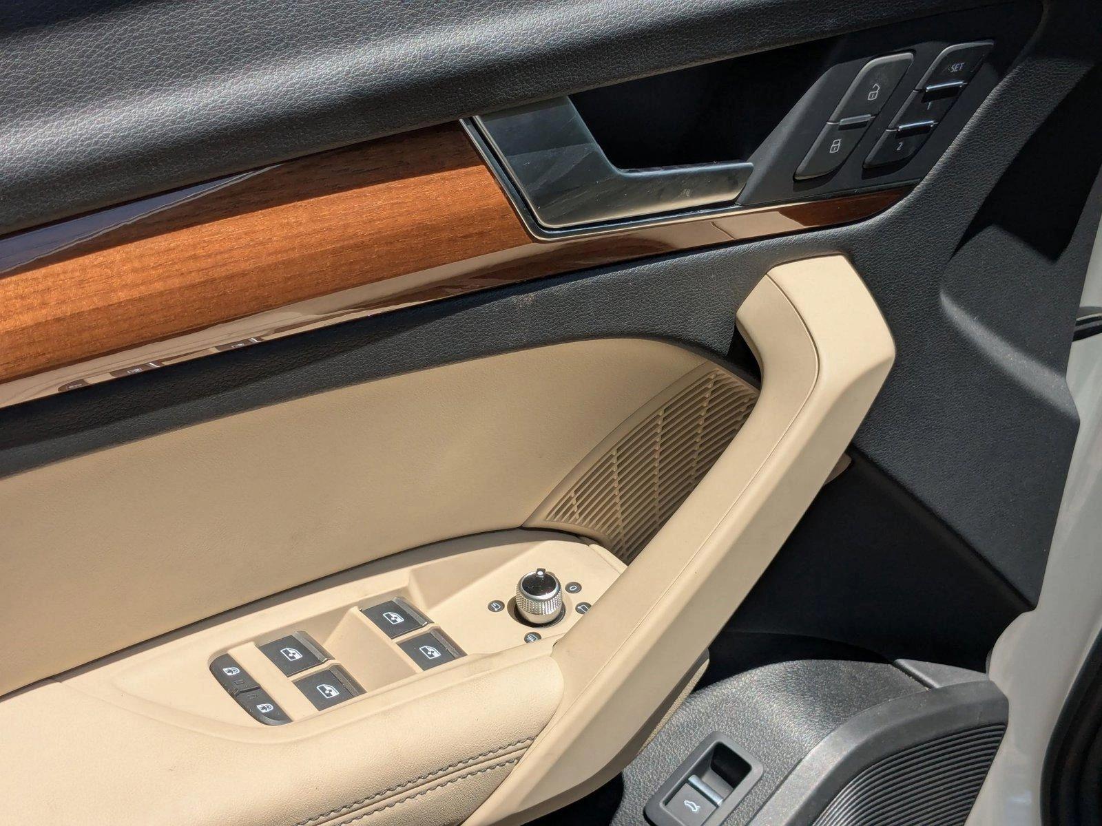 2022 Audi Q5 Vehicle Photo in Tampa, FL 33614