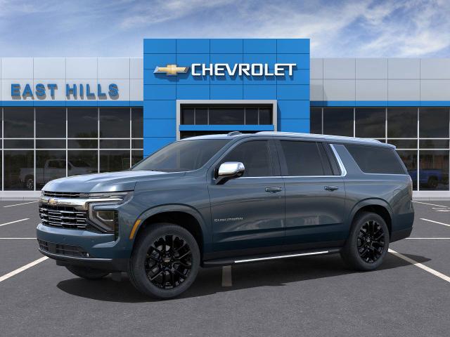 2025 Chevrolet Suburban Vehicle Photo in Roslyn, NY 11576