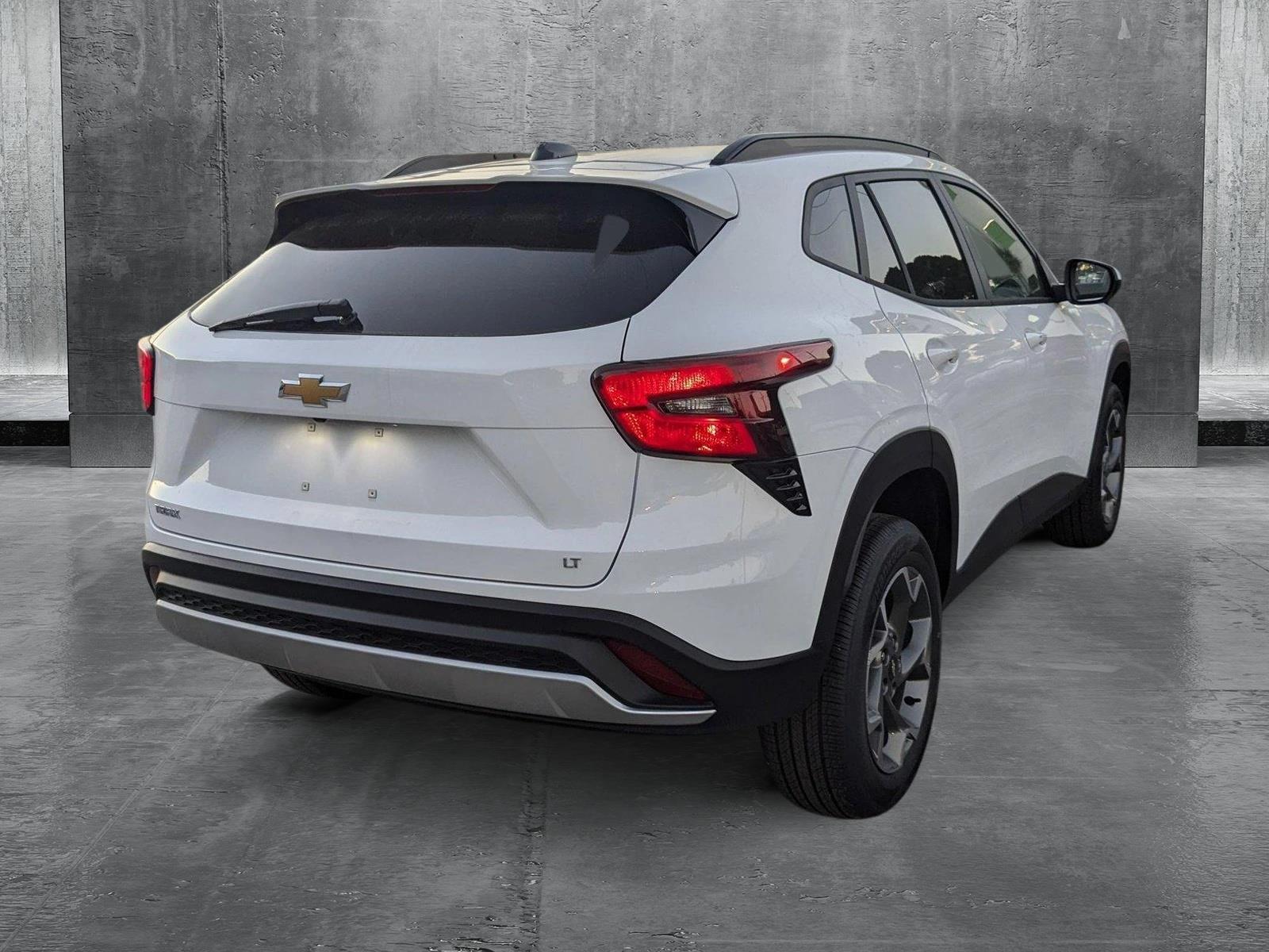 2025 Chevrolet Trax Vehicle Photo in GREENACRES, FL 33463-3207