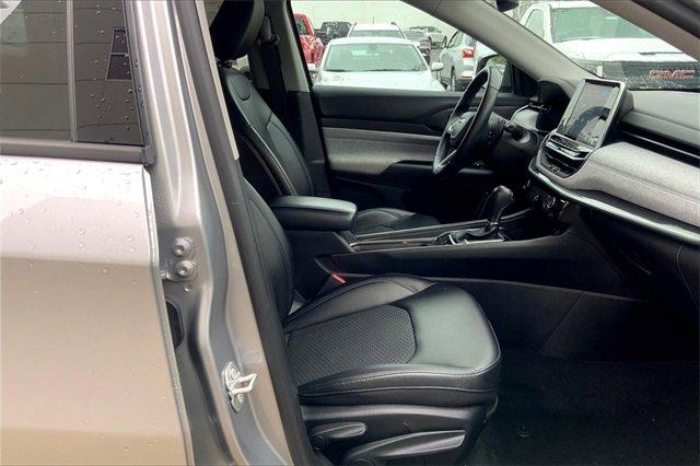 2022 Jeep Compass Vehicle Photo in TOPEKA, KS 66609-0000