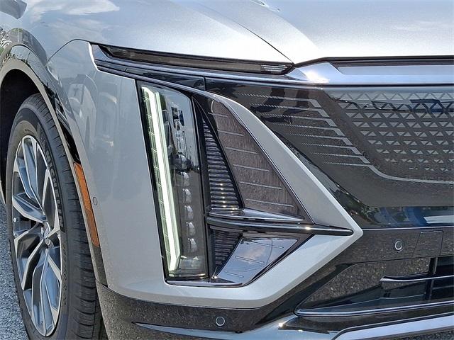 2025 Cadillac LYRIQ Vehicle Photo in ALLENTOWN, PA 18103-7399