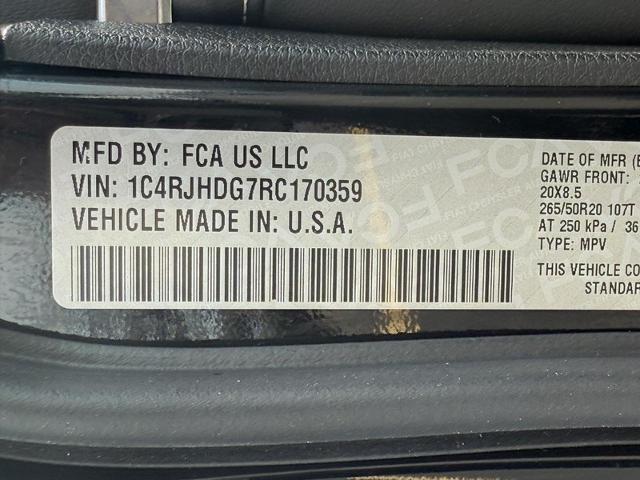 2024 Jeep Grand Cherokee Vehicle Photo in COLUMBIA, MO 65203-3903