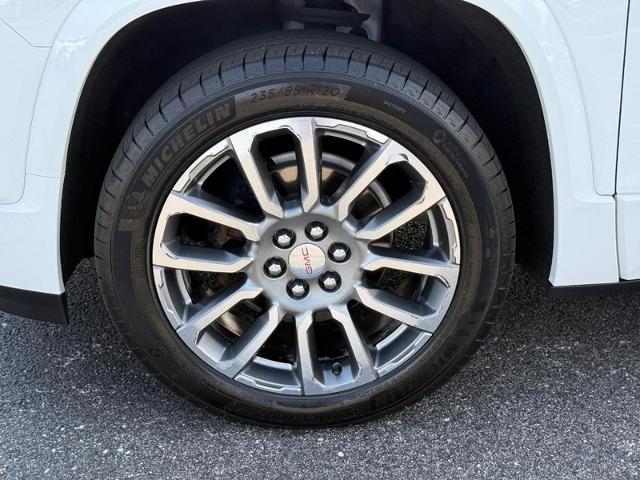 2023 GMC Acadia Vehicle Photo in COLUMBIA, MO 65203-3903