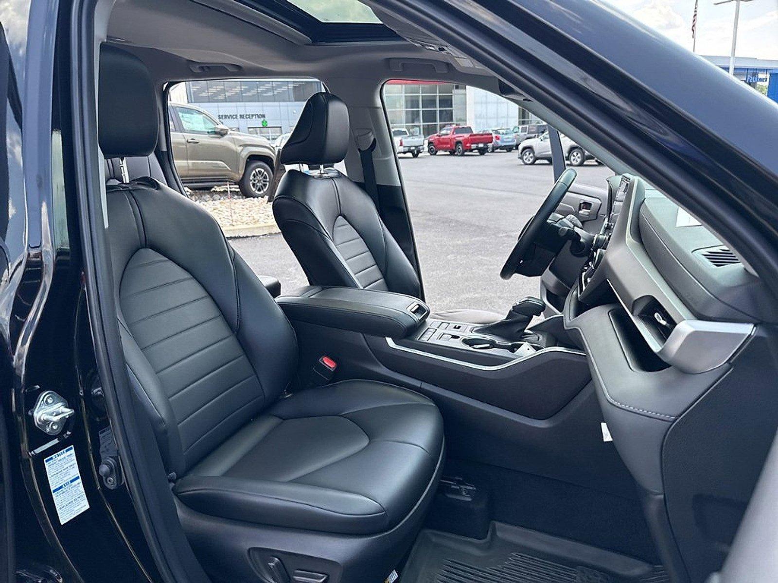 2022 Toyota Highlander Vehicle Photo in Harrisburg, PA 17111