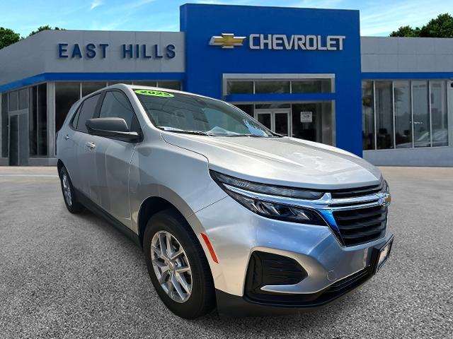 2022 Chevrolet Equinox Vehicle Photo in Roslyn, NY 11576