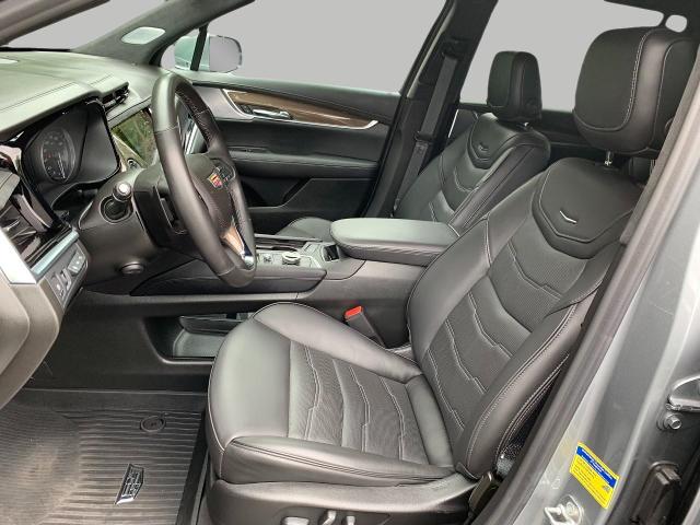2024 Cadillac XT6 Vehicle Photo in APPLETON, WI 54914-4656