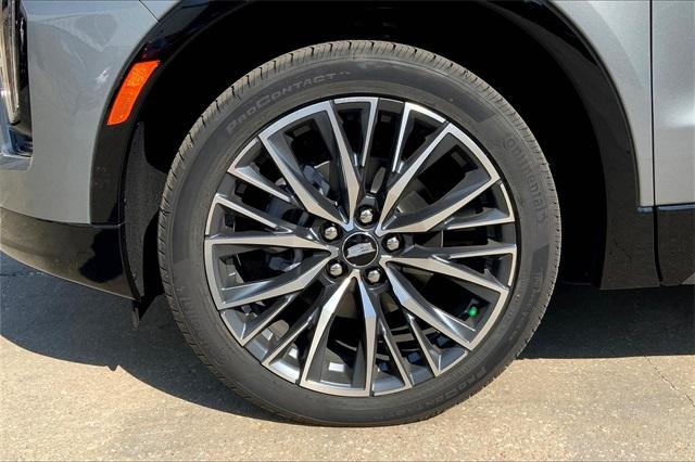 2025 Cadillac XT4 Vehicle Photo in KANSAS CITY, MO 64114-4545