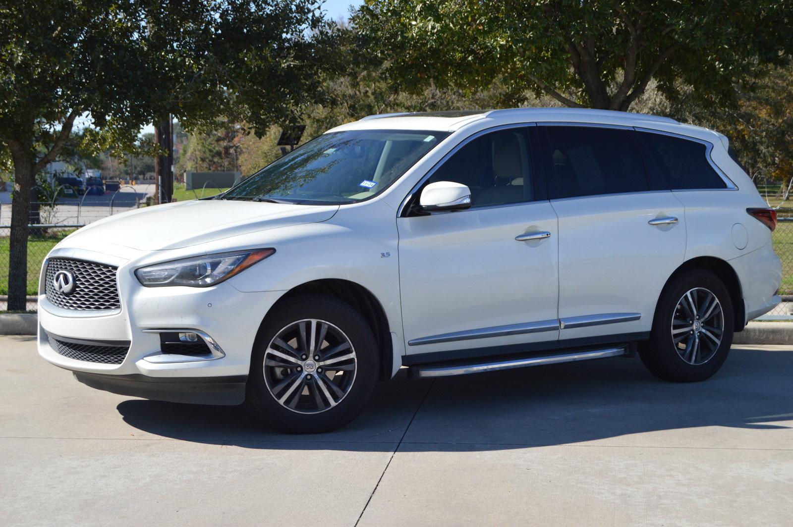 2017 INFINITI QX60 Vehicle Photo in Houston, TX 77090