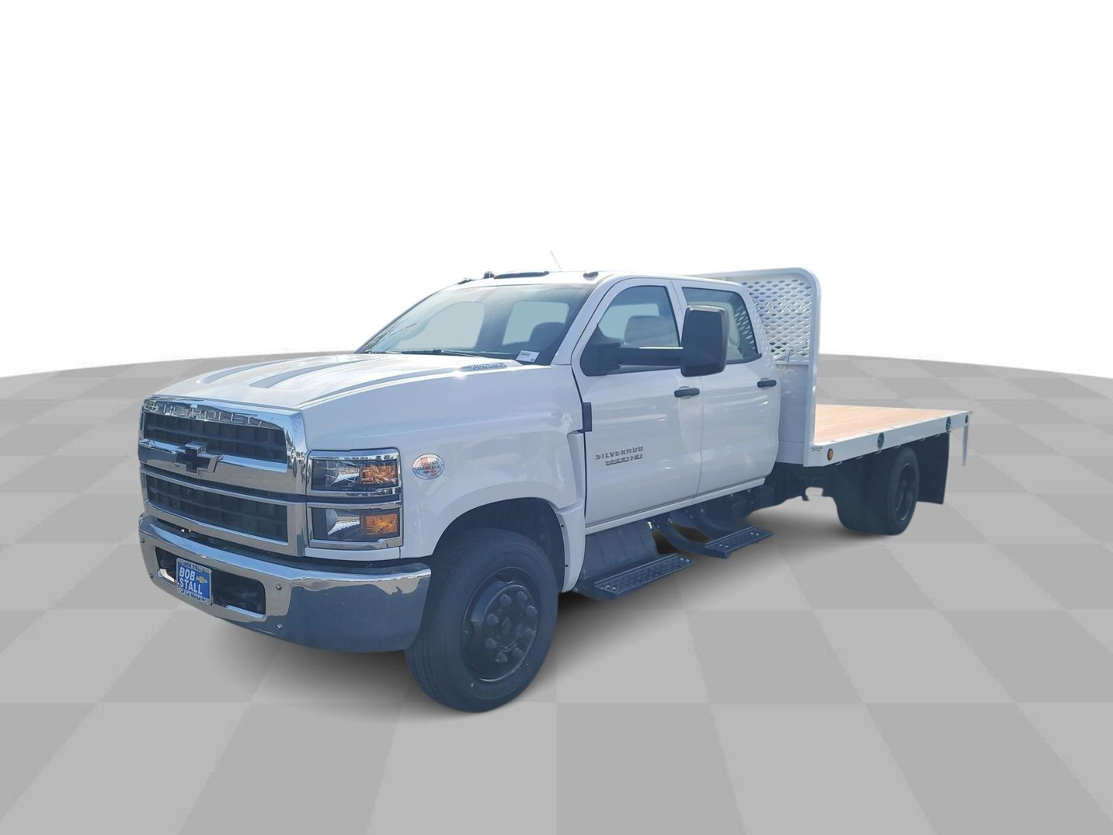 2024 Chevrolet Silverado Chassis Cab Vehicle Photo in LA MESA, CA 91942-8211