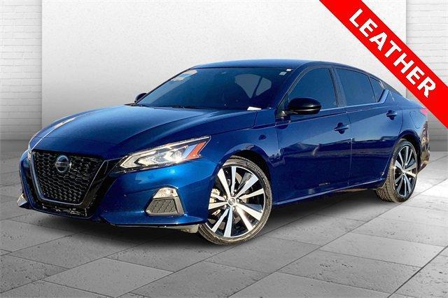 2022 Nissan Altima Vehicle Photo in TOPEKA, KS 66609-0000