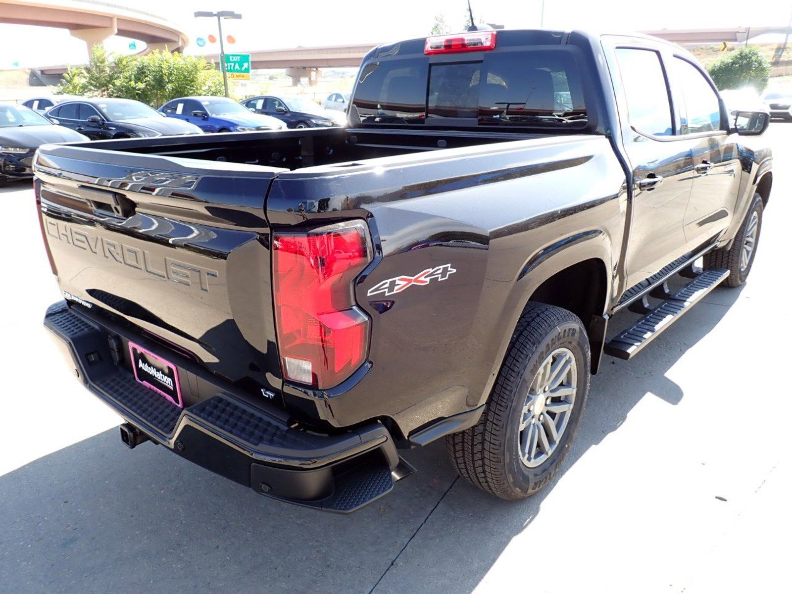 2024 Chevrolet Colorado Vehicle Photo in DENVER, CO 80221-3610