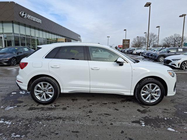 2024 Audi Q3 Vehicle Photo in Philadelphia, PA 19116