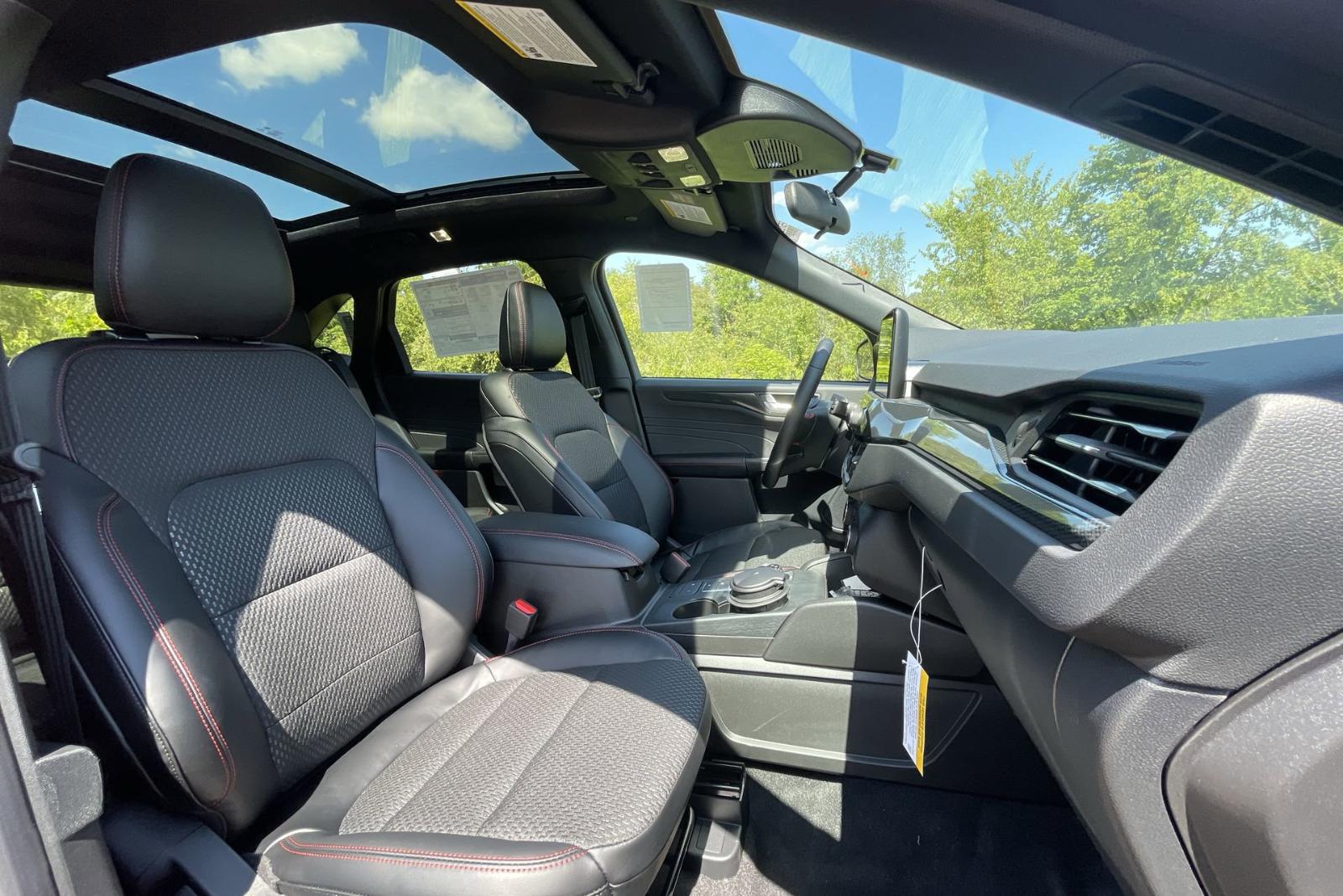 2024 Ford Escape Vehicle Photo in Belle Vernon, PA 15012