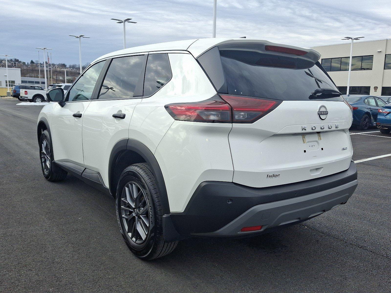 2023 Nissan Rogue Vehicle Photo in Harrisburg, PA 17111