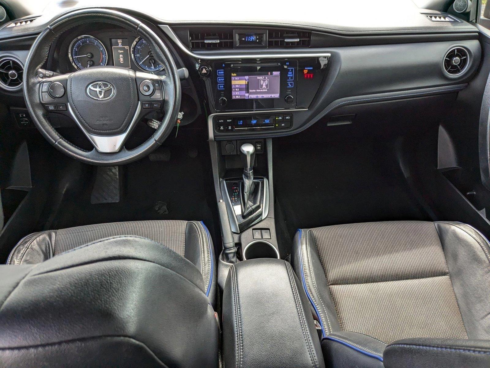 2019 Toyota Corolla Vehicle Photo in Miami, FL 33015