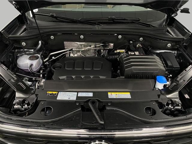 2025 Volkswagen Atlas Cross Sport Vehicle Photo in Appleton, WI 54913