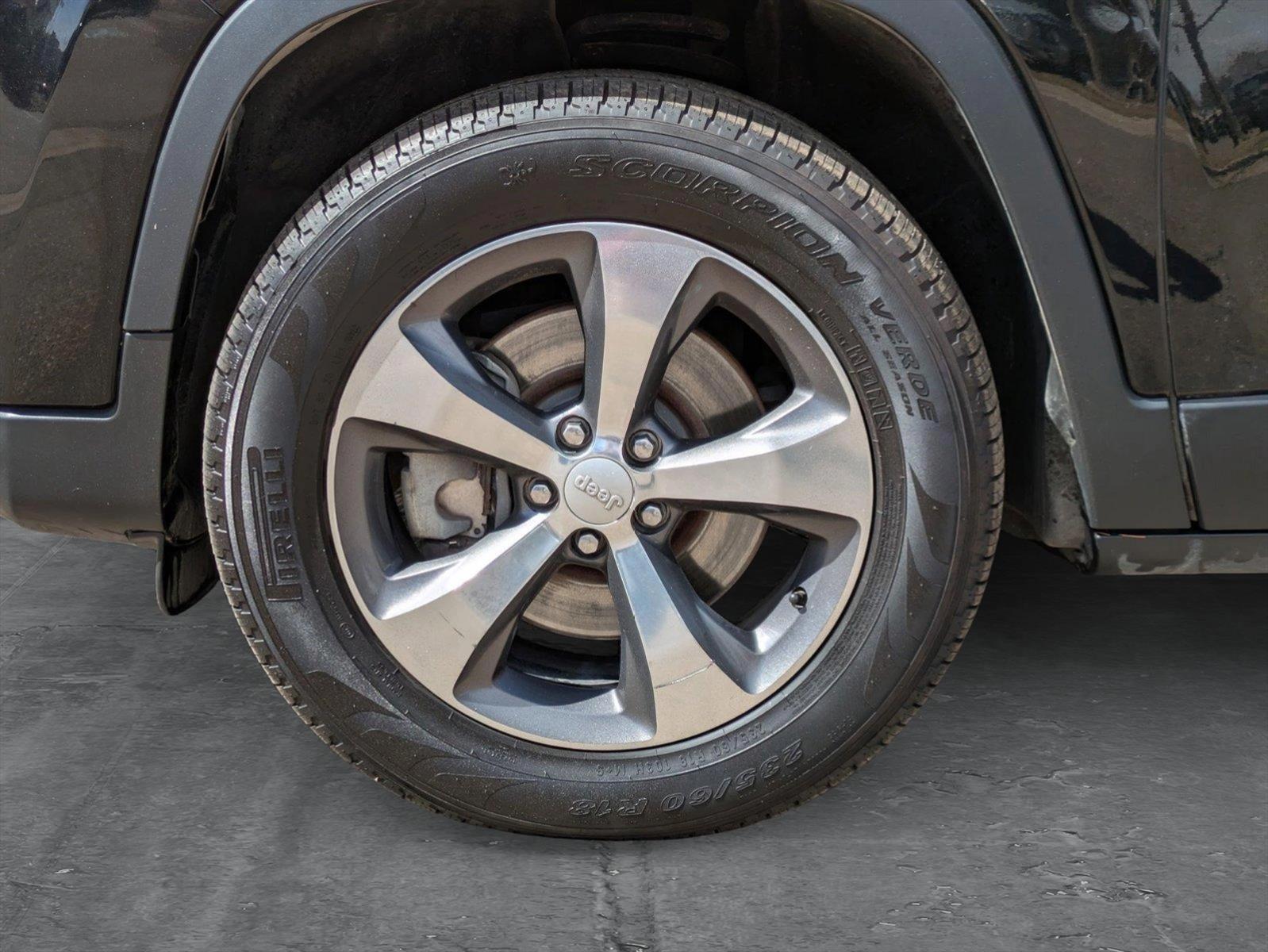 2019 Jeep Cherokee Vehicle Photo in GOLDEN, CO 80401-3850