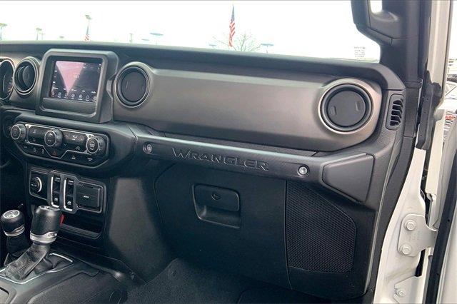 2021 Jeep Wrangler Vehicle Photo in KANSAS CITY, MO 64114-4502