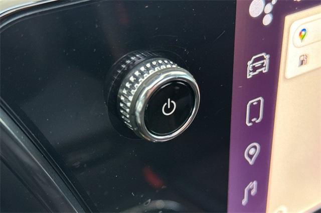 2023 GMC Canyon Vehicle Photo in ELK GROVE, CA 95757-8703