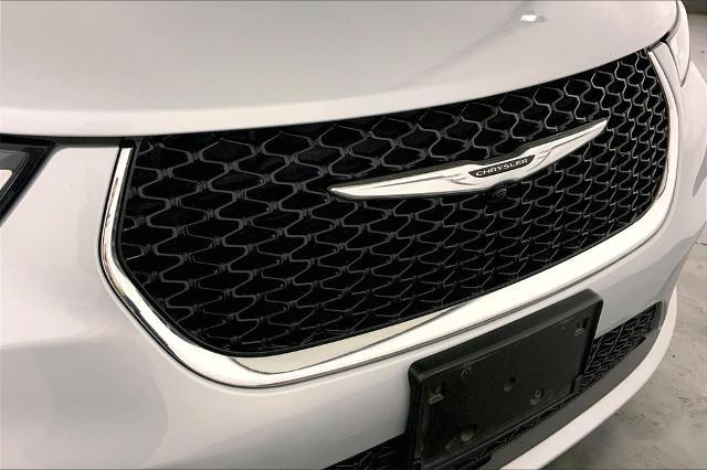 2022 Chrysler Pacifica Vehicle Photo in Kansas City, MO 64114