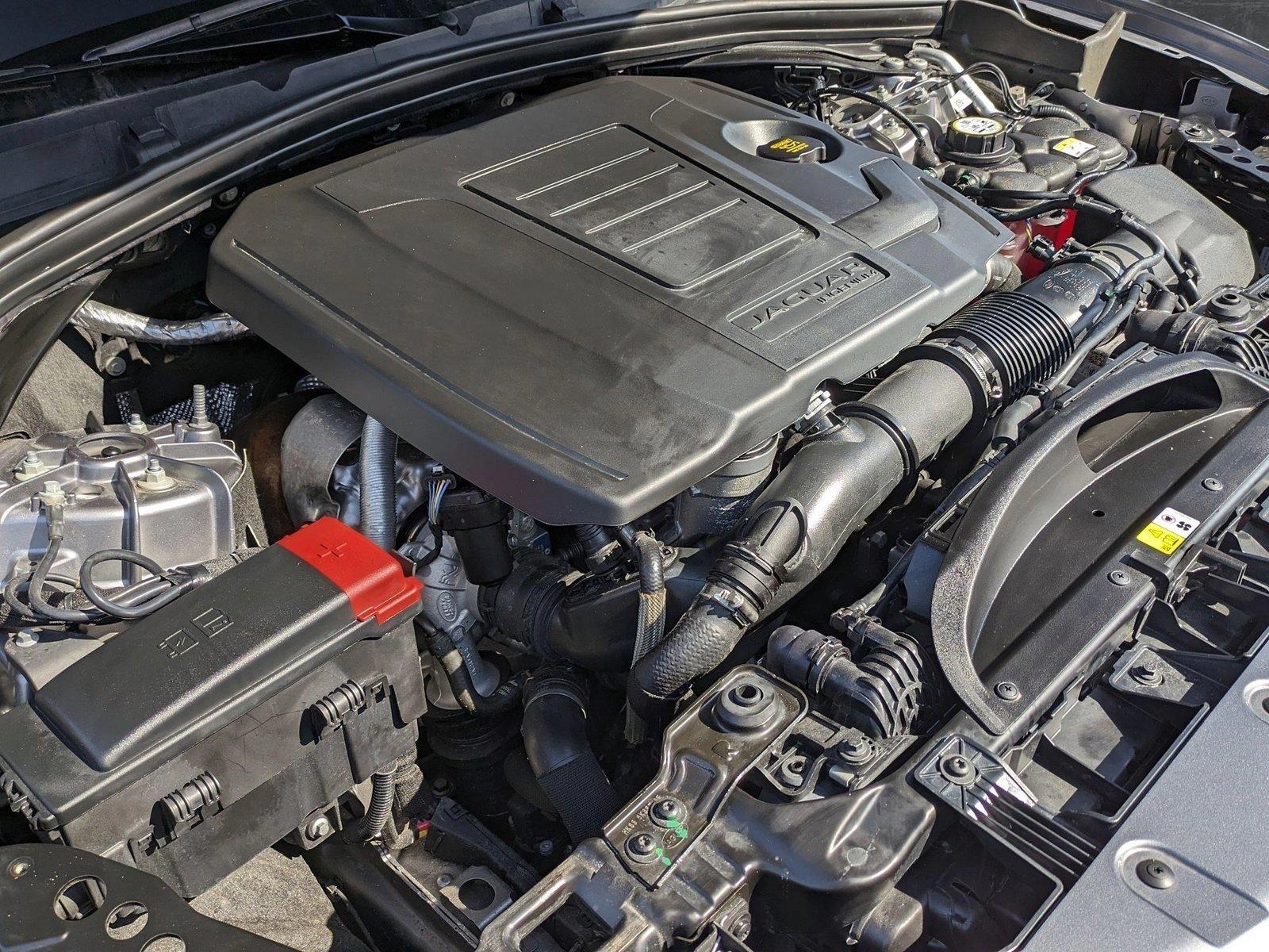 2025 Jaguar F-PACE Vehicle Photo in TIMONIUM, MD 21093-2300