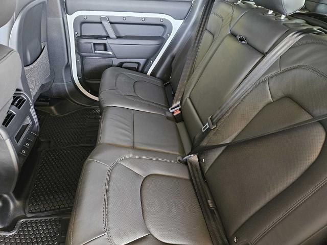 2025 Defender Vehicle Photo in AUSTIN, TX 78717