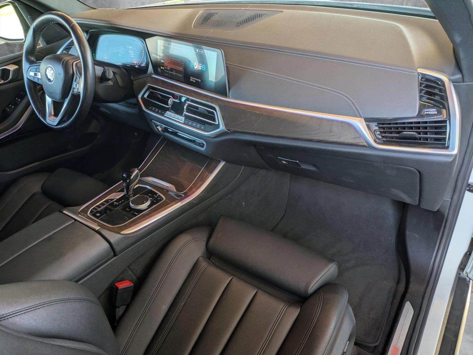 2022 BMW X5 sDrive40i Vehicle Photo in Valencia, CA 91355-1794