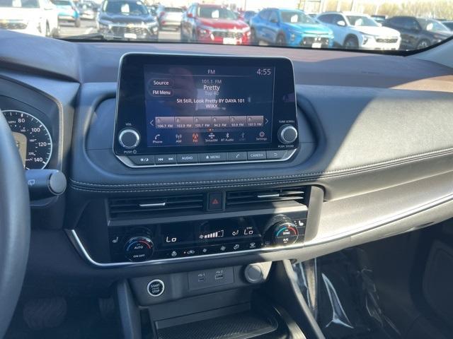 2023 Nissan Rogue Vehicle Photo in GREEN BAY, WI 54304-5303