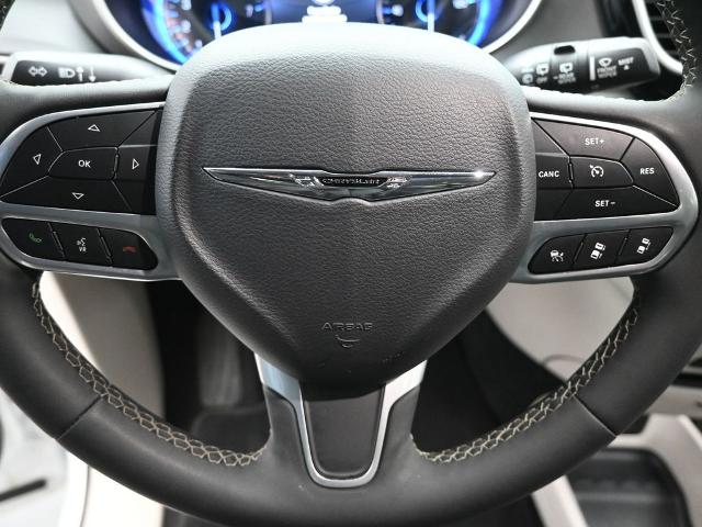 2023 Chrysler Pacifica Vehicle Photo in Cedar Rapids, IA 52402