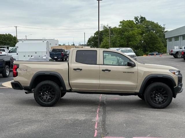 2024 Chevrolet Colorado Vehicle Photo in COLUMBIA, MO 65203-3903
