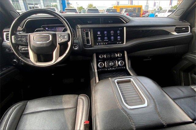 2021 GMC Yukon Vehicle Photo in TOPEKA, KS 66609-0000