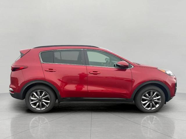2022 Kia Sportage Vehicle Photo in Neenah, WI 54956
