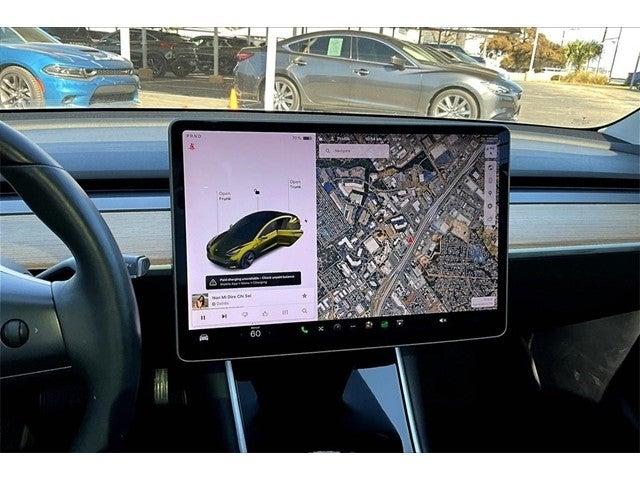 2018 Tesla Model 3 Vehicle Photo in San Antonio, TX 78230