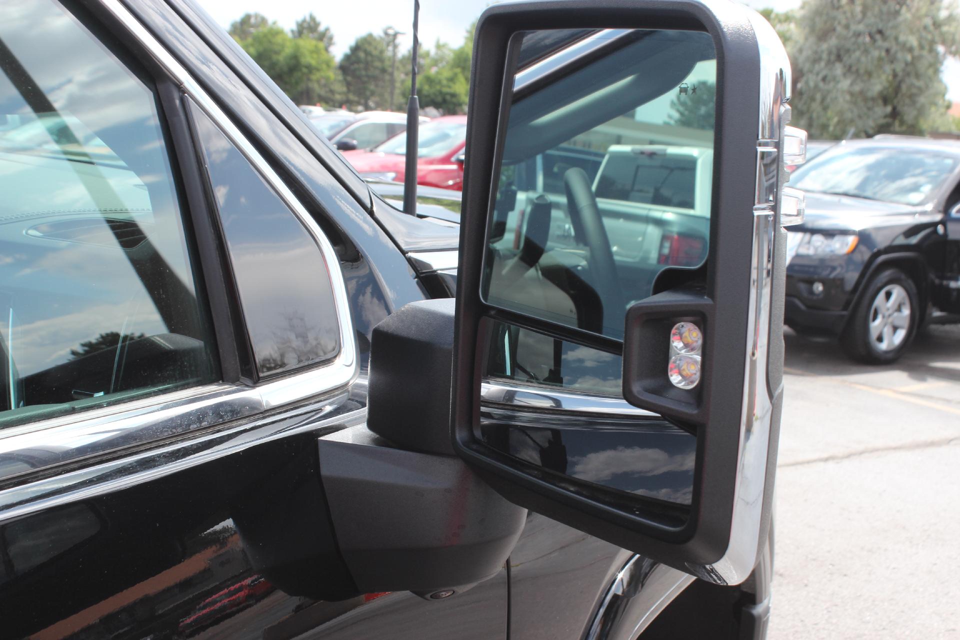2025 GMC Sierra 2500 HD Vehicle Photo in AURORA, CO 80012-4011