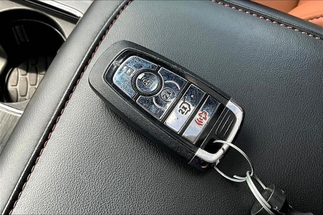 2022 Lincoln Aviator Vehicle Photo in San Antonio, TX 78230