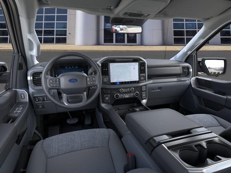 2025 Ford F-150 Vehicle Photo in Belle Vernon, PA 15012