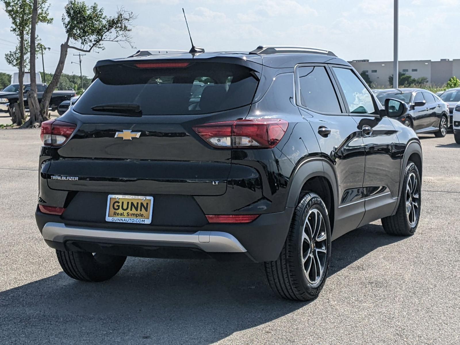 2024 Chevrolet Trailblazer Vehicle Photo in Seguin, TX 78155