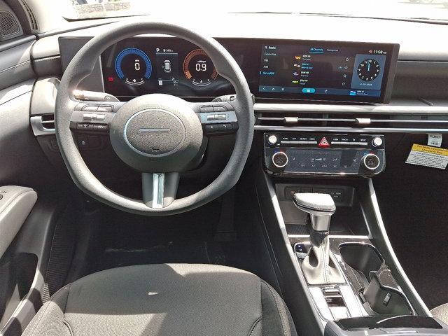 2025 Hyundai TUCSON Vehicle Photo in Philadelphia, PA 19116