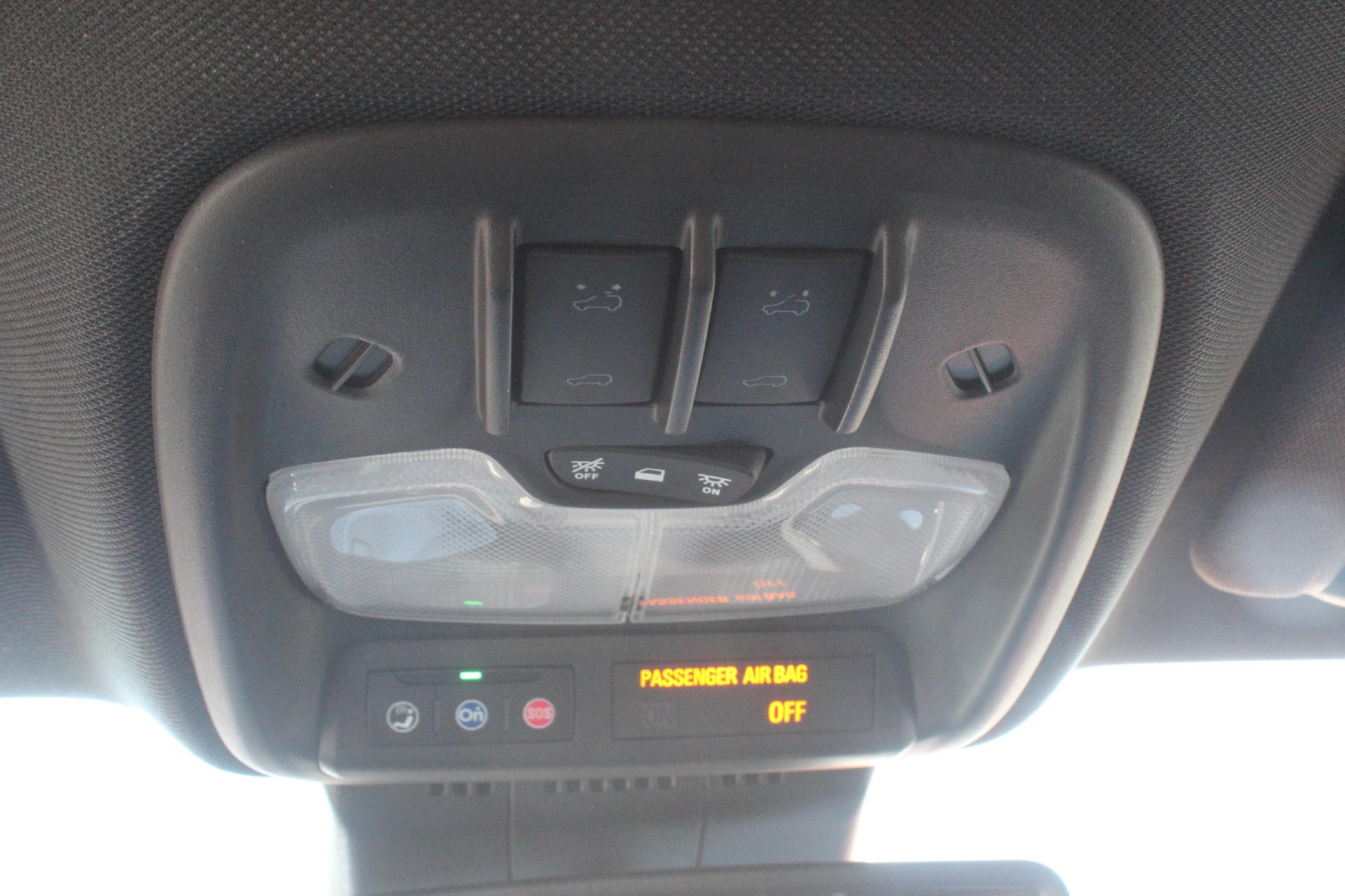 2025 GMC Canyon Vehicle Photo in AURORA, CO 80012-4011