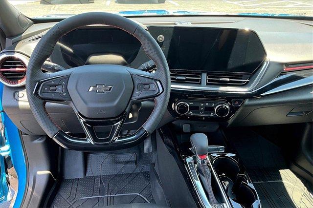 2025 Chevrolet Trax Vehicle Photo in TOPEKA, KS 66609-0000