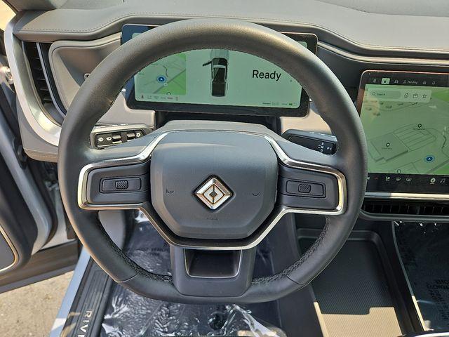 2025 Rivian R1T Vehicle Photo in WATERTOWN, CT 06795-3318