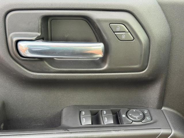2023 Chevrolet Silverado 1500 Vehicle Photo in COLUMBIA, MO 65203-3903