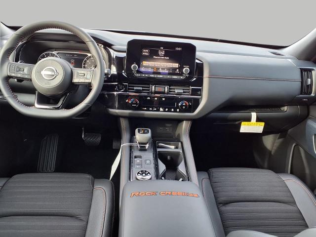 2025 Nissan Pathfinder Vehicle Photo in Oshkosh, WI 54904
