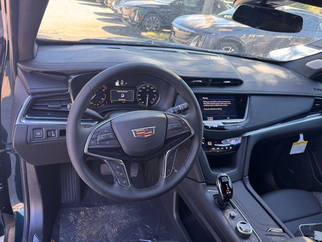 2025 Cadillac XT5 Vehicle Photo in DELRAY BEACH, FL 33483-3294
