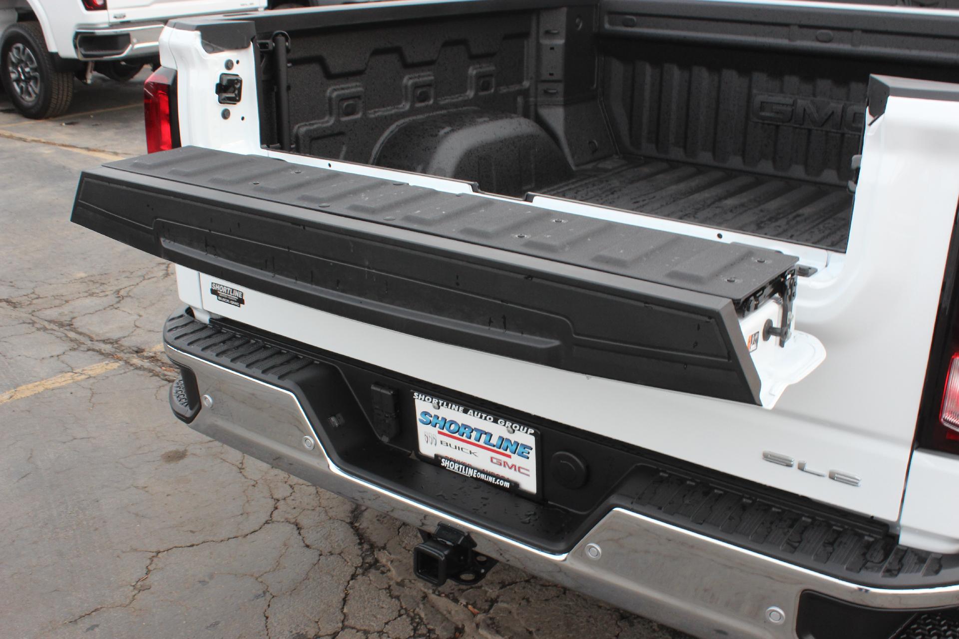 2025 GMC Sierra 1500 Vehicle Photo in AURORA, CO 80012-4011
